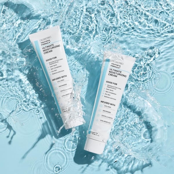 ✨ Youthful Formula Ultimate Moisturizing Cream