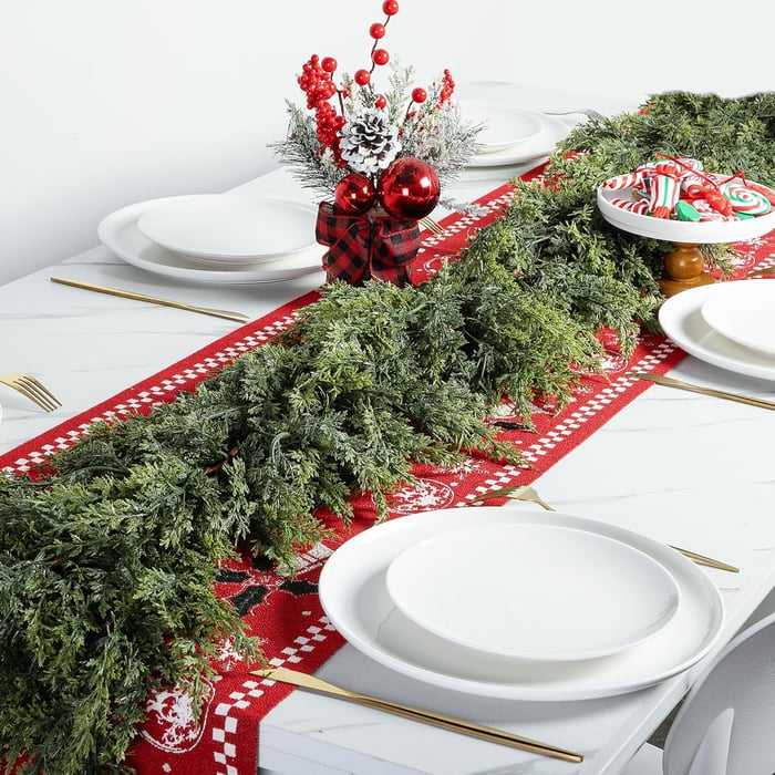 🔥Last Day Promotion 49% OFF🔥 - 6 Ft 2Pcs Realistic Artificial Cedar Pine Garland