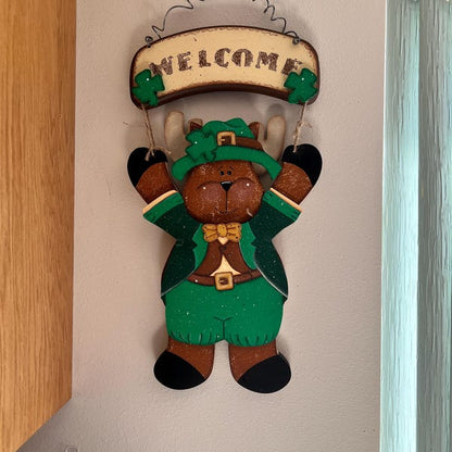 Seasonal Brown Bears Welcome Sign